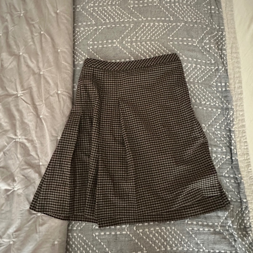 Sunday Best Aritzia Plaid Pleated Knee Length Skirt XS